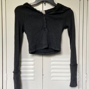Urban Outfitters | NWOT | Hooded crop tee